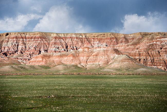 Red rock cliffs