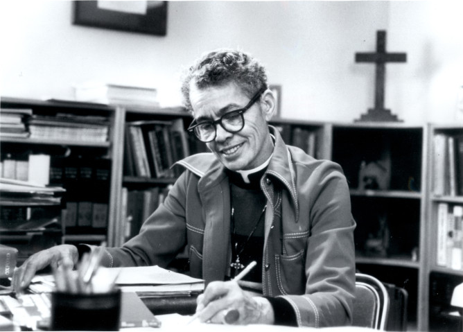 Pauli Murray photograph