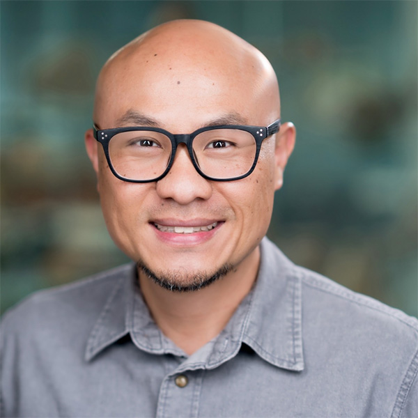Daniel  Yang