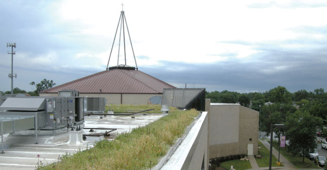 "Green" roof, Trinity UCC, Chicago